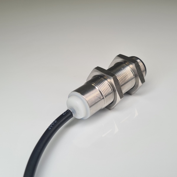 Индуктивный датчик V1S-I-1-AM18-C-P-1-8
